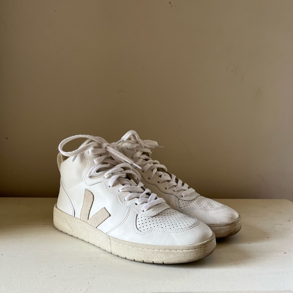 Veja V-15 High Top Lace-Up Sneakers White Neutral Women’s Size 9